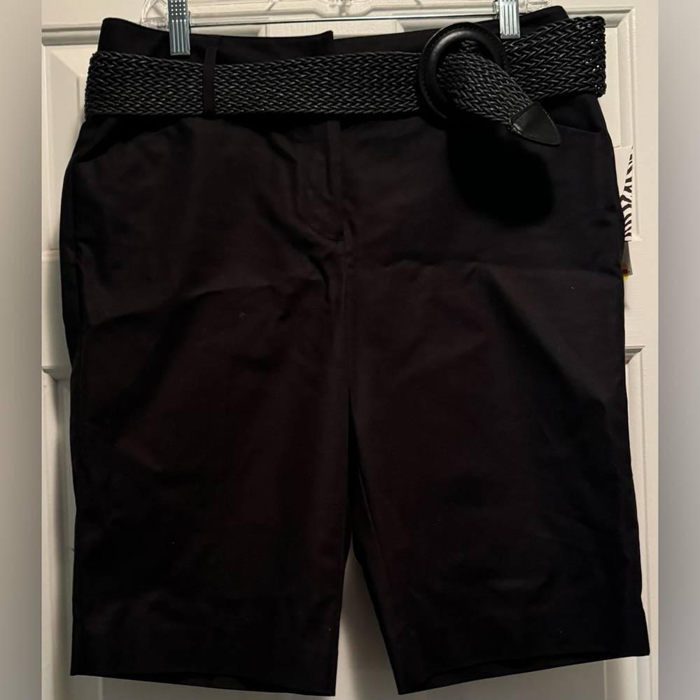 Dana Buchman Bermuda shorts